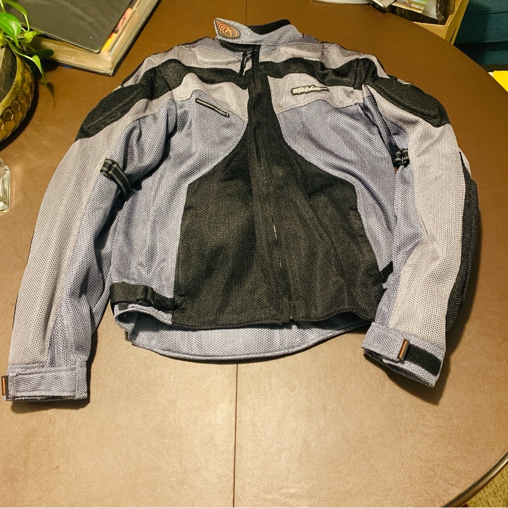 Men's FieldSheer Size L Black/GreyMesh Armored/Padded Motorcycle Riding Jacket.